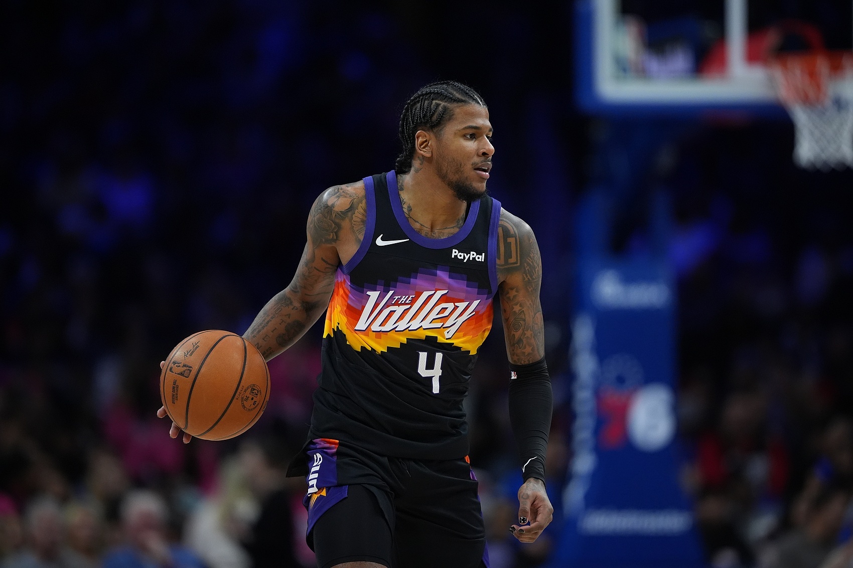 开云官网-场均11.8分1.8板！太阳迎战热火 杰伦·格林因右腿筋伤病管理缺阵